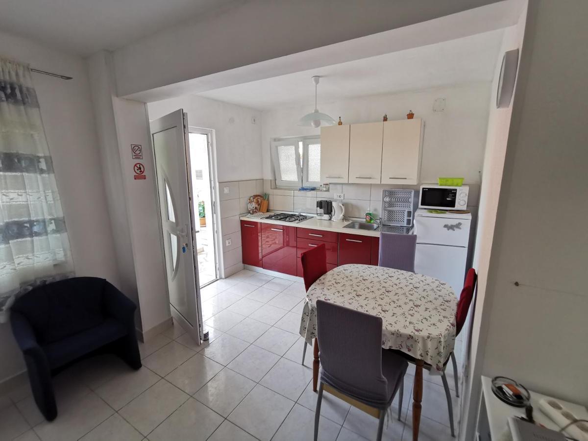 לוקובו Apartment Marica מראה חיצוני תמונה